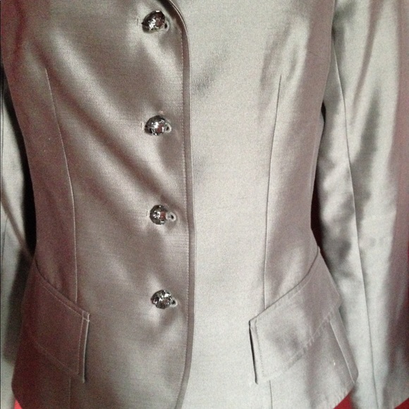 Teri Jon by Ricky Freeman Silk Top - Picture 2 of 4